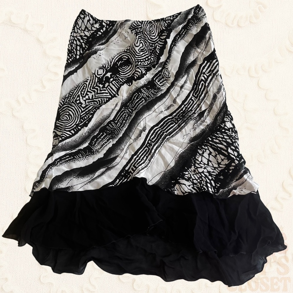 Black & White Printed Ruffle Hem Women's Skirt